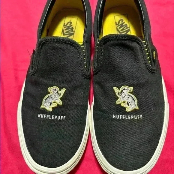Hufflepuff vans - Picture 2 of 4